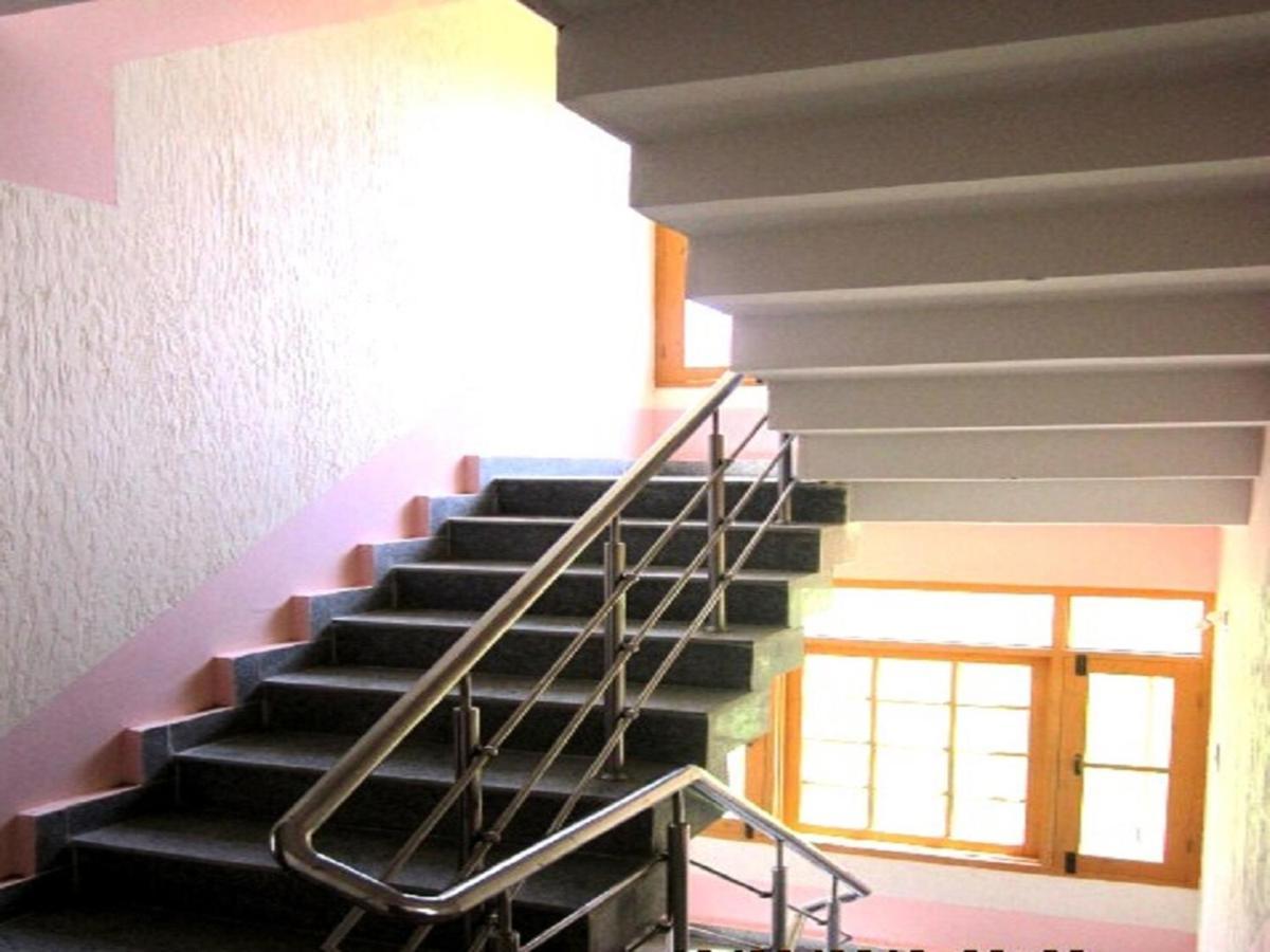 Hotel Grand City Heart Srīnagar Екстериор снимка
