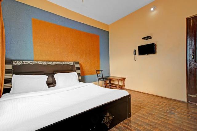 Hotel Grand City Heart Srīnagar Екстериор снимка